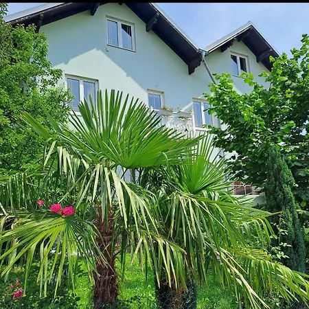 Smestaj Novakovic ,zdrelo 3* Ždrelo